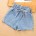 Blaue Shorts mit Schleife