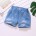 Shorts mit besticktem Schwan